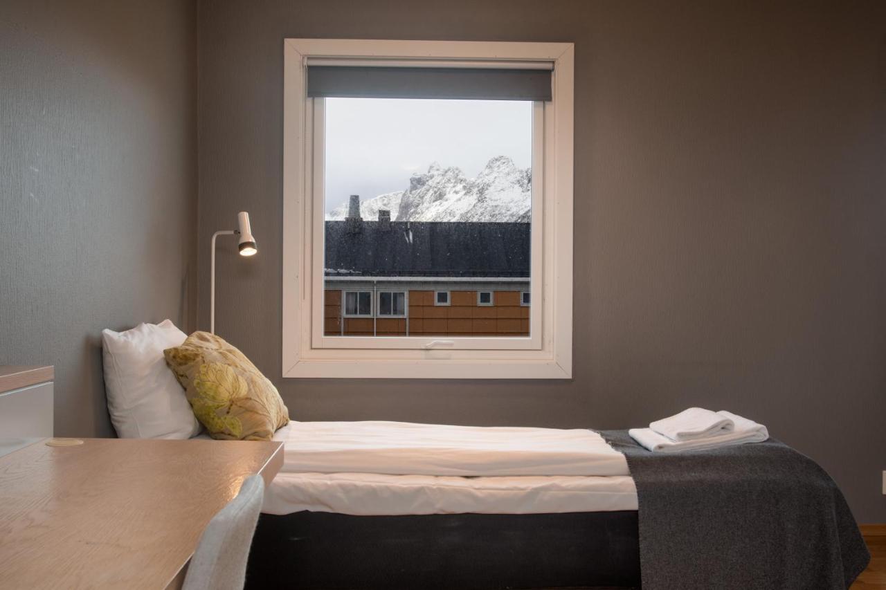 Fast 3* Svolvær